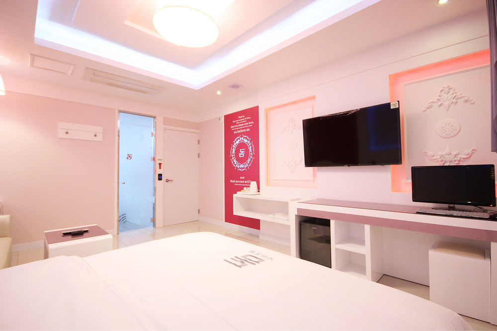 Dome Hotel Gwangju Metropolitan City Exterior photo